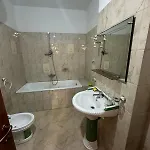 Fia - Forest View 2 Bedroom Apartment *