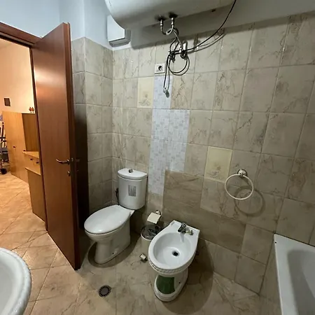 Fia - Forest View 2 Bedroom Tirana